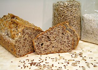 Dinkel- Buchweizen- Brot